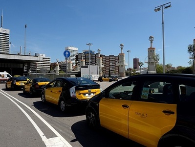Taxis recurs