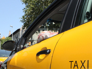 Taxi recurs