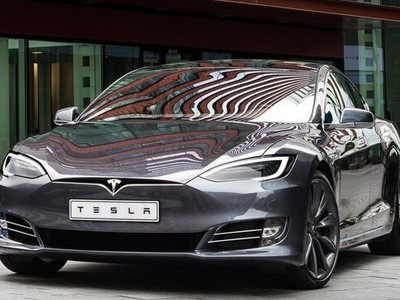 Tesla S 0 emissions